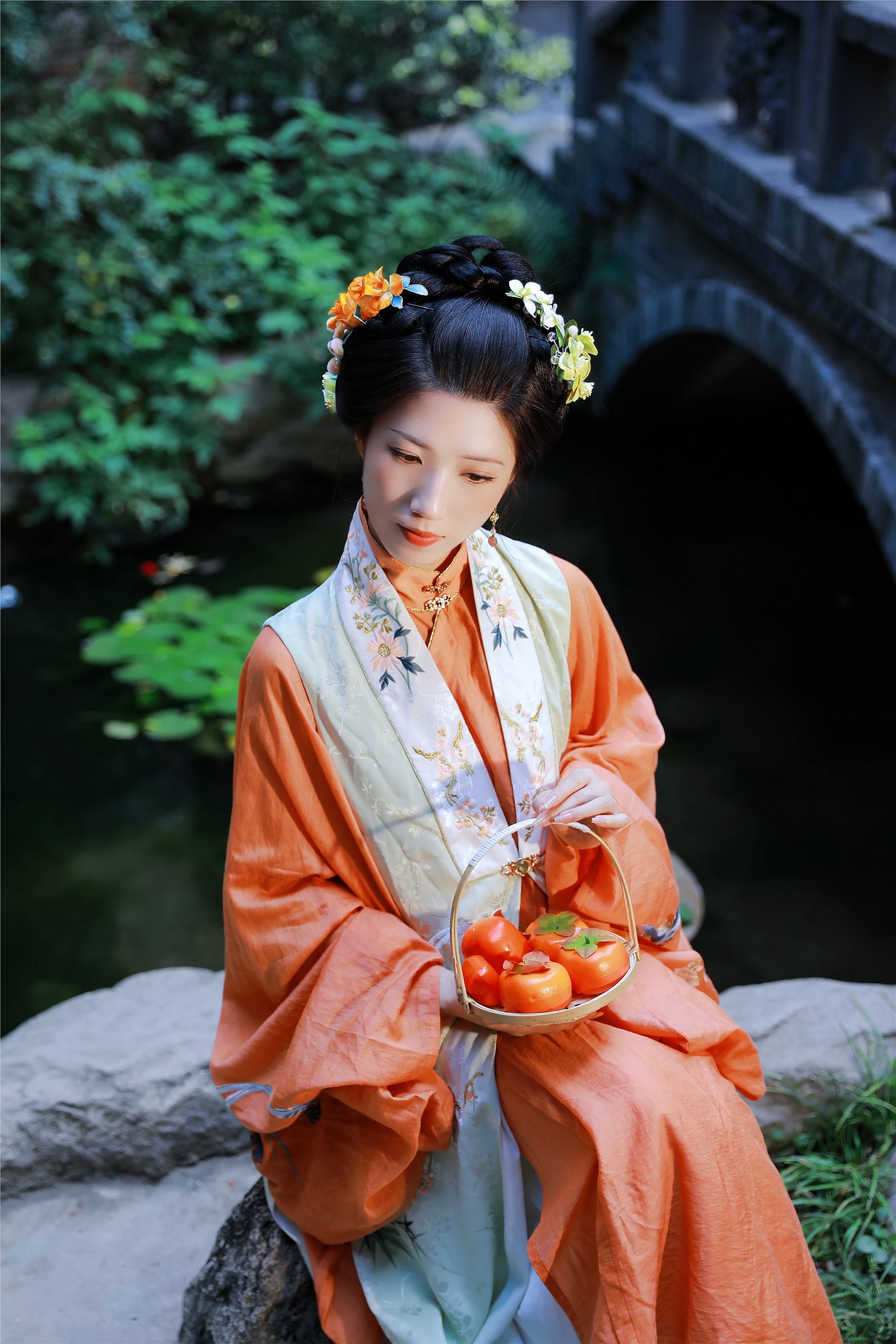 YITUYU艺图语 2025.01.01 如梦令 别秋月